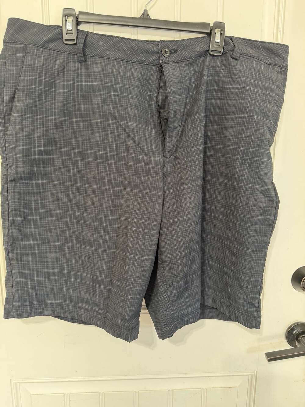Under Armour Men's Gray Plaid Performance Golf Shorts
